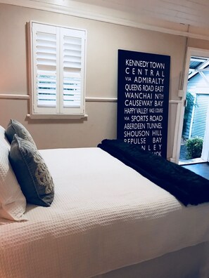 1 bedroom, desk, iron/ironing board, WiFi