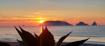 Casa Estartit Oest 6AR House rental with pool parking in L'Estartit