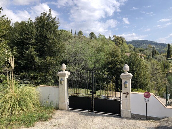 A gated entrance with a sign indicating private property.