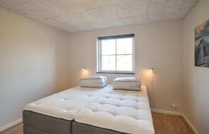 3 Schlafzimmer, Reisekinderbett, kostenloses WLAN
