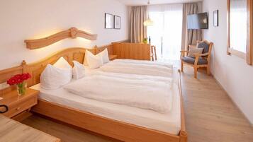 1 bedroom, internet, bed sheets