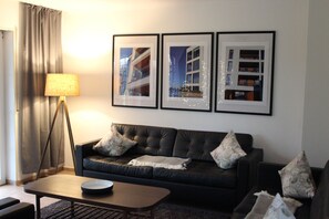 智能電視、書籍、音響