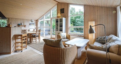Stunning home in Fårevejle with WiFi