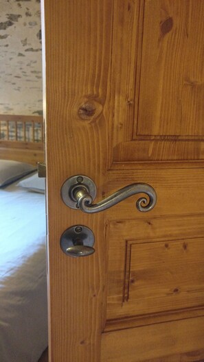 1 chambre, fer et planche à repasser, Wi-Fi