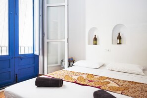 6 bedrooms, desk, iron/ironing board, travel crib - Large house, ideal private heated pool for family vacation (Vélez-Málaga)