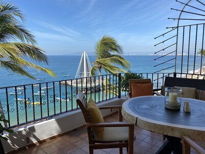 Oceanfront Penthouse at La Palapa with unobstructed views of Banderas Bay