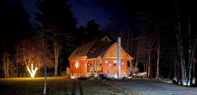  Fall in love with foliage & hiking near No. Conway & Saco River, Fairs & Shops