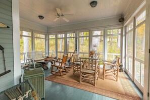 Interior - Parson Place (Upper Jay)