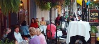 Private & Upscale Modern Carriage House - 7 Min Walk to Downtown!