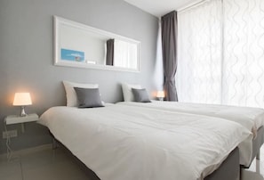 Apartment, 2 Bedrooms, City View, Tower | 2 bedrooms, premium bedding, desk, blackout curtains - Sweethome26 Luxury Apt With Parking (Tel Aviv)