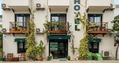 The Green Goose Hotel