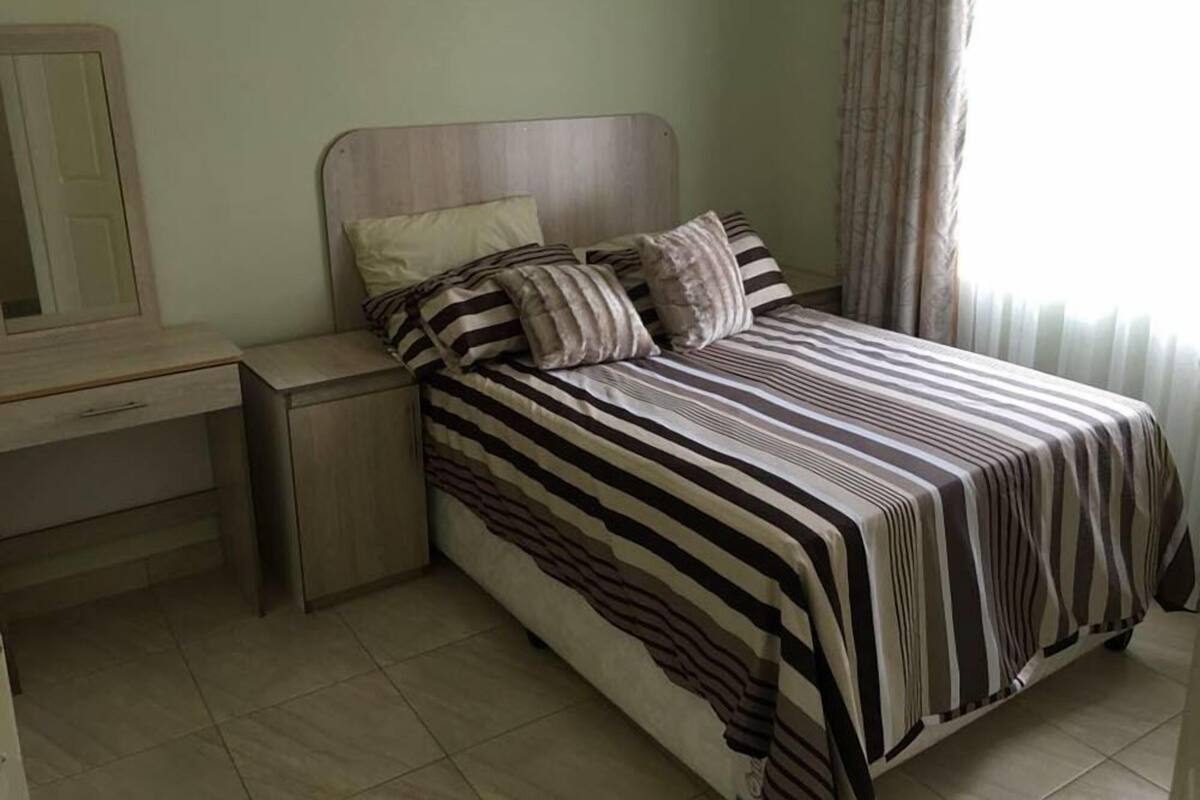Basic Double Room, Hot Tub