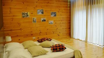 Suite, Terrace | Premium bedding, minibar, in-room safe, desk