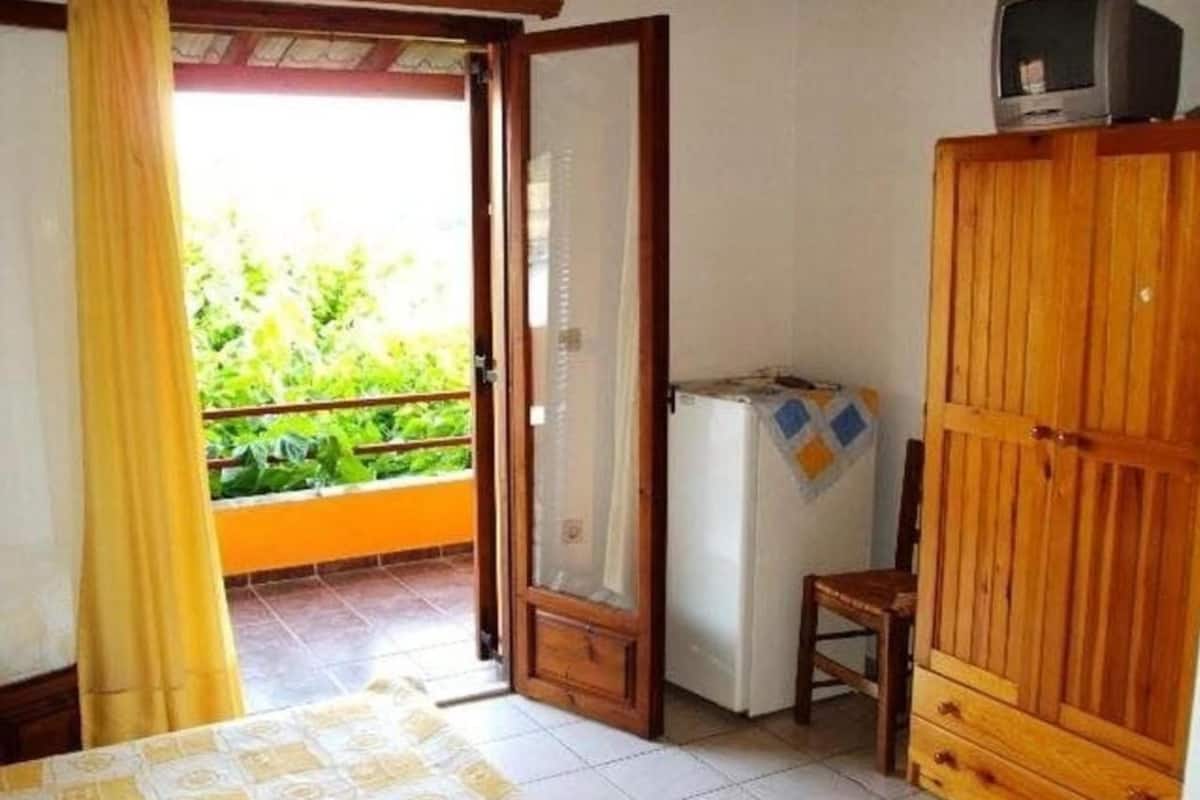 Quadruple Room, Garden View