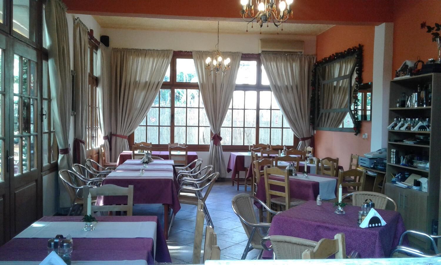 restaurant
