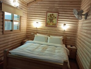 Chalet Élite | Bureau, chambres insonorisées, fer et planche à repasser