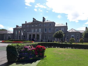 Front of property - Faithlegg Lodge (Faithlegg)