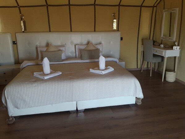 Schallisolierte Zimmer, kostenloses WLAN, Bettwäsche, Rollstuhlgeeignet