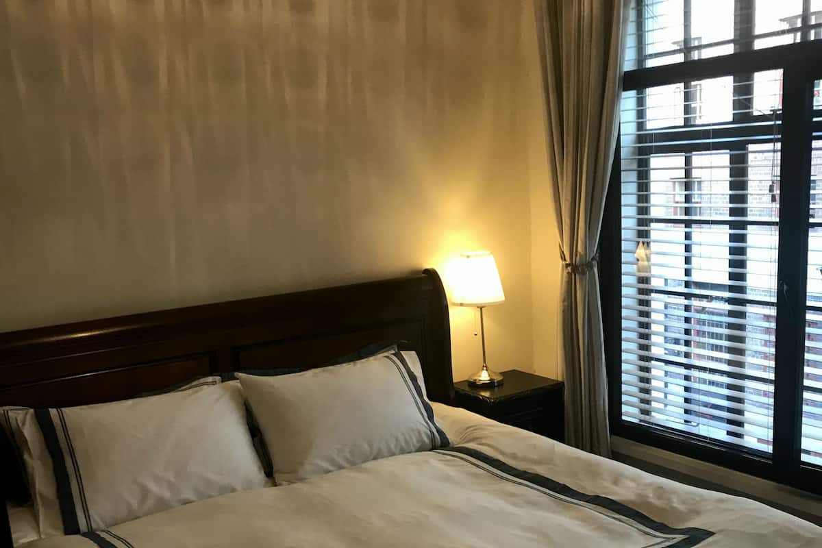Deluxe Suite, 1 King Bed