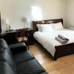 Superior Room | View from room - Violet Lodge (Dublin)