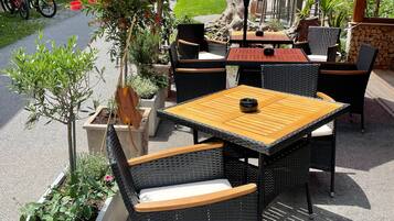 FrĂŒhstĂŒck, Mittagessen, Abendessen, internationale KĂŒche