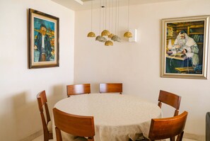 Business-Haus, 3 Schlafzimmer | Eigene Küche