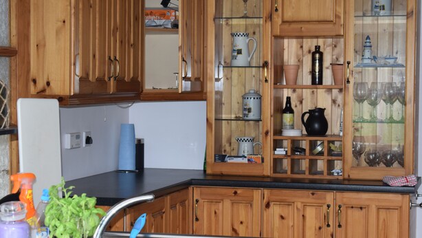 Hus, 4 soverom, hageområde | Eget kjøkken | Kaffetrakter/tekoker, kjøleskap, mikrobølgeovn og ovn