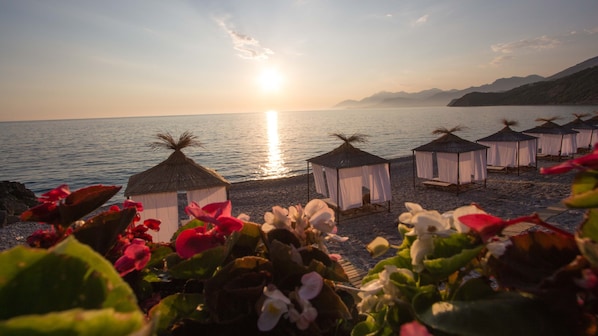 Beach - Paradise Lukova Hotel (Lukovë)