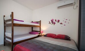 Studio (2) - Becka apartments (Bar)