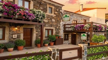 Façade de lâhĂ©bergement