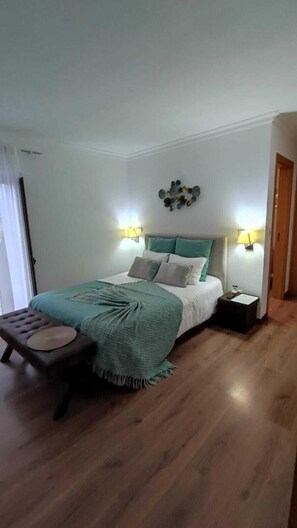 Deluxe Double Room, 1 Double Bed, Private Bathroom, Valley View (0) | Hypo-allergenic bedding, down duvets, blackout curtains, soundproofing