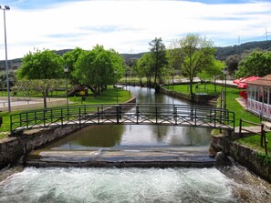 BBQ/picnic Area - Meimoa Guesthouse (Penamacor)