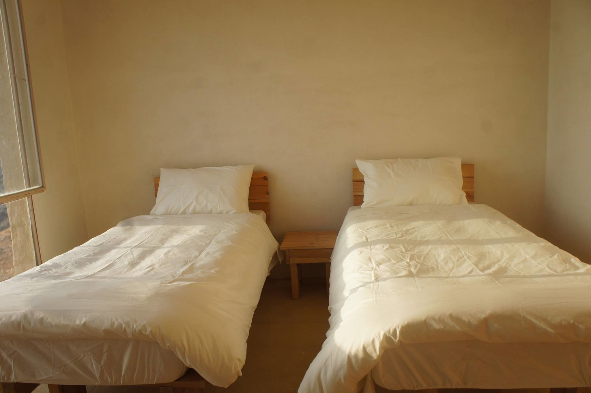 Basic Twin Room, Private Bathroom