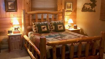 4 bedrooms, iron/ironing board, travel crib, free WiFi