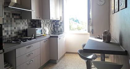 Apartamento nuevo y confortable con una espléndida vista del Palacio Real de Caserta