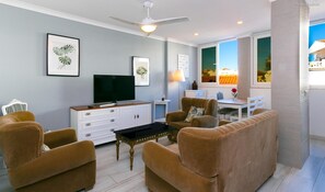 Living area - B07 - Maria Vitoria Apartment in Lagos Center (Lagos)