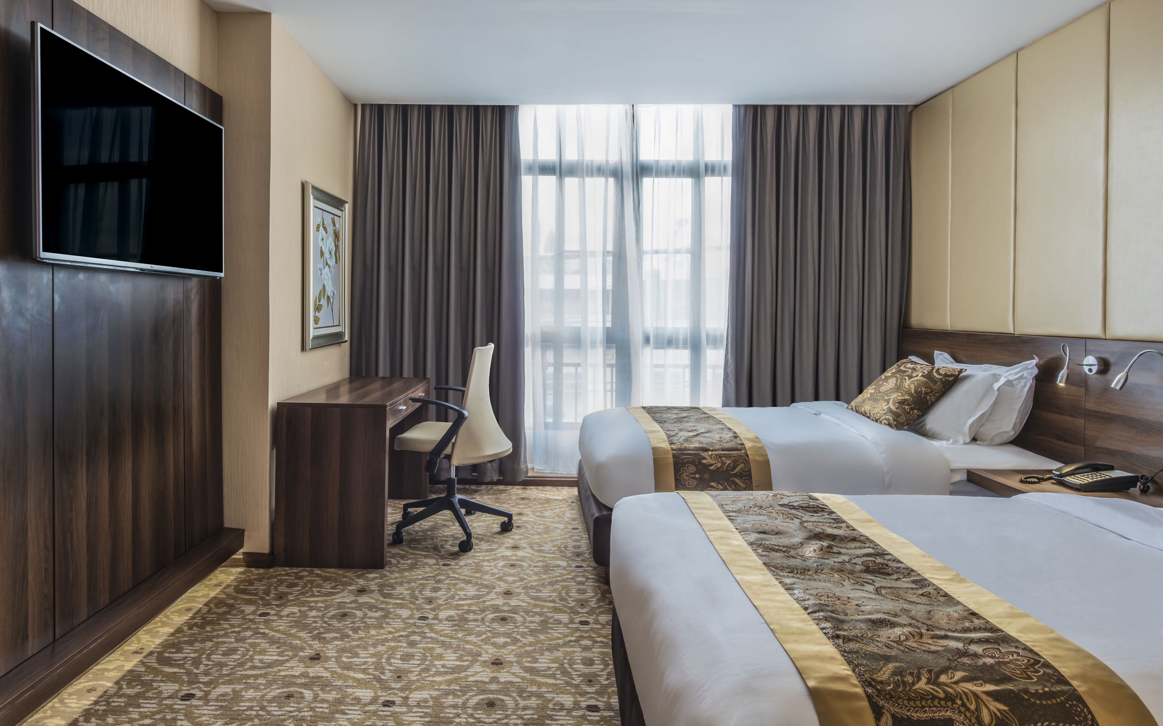 deluxe twin room, 2 double beds | 1 bedroom, premium bedding, down duvets, in-room safe