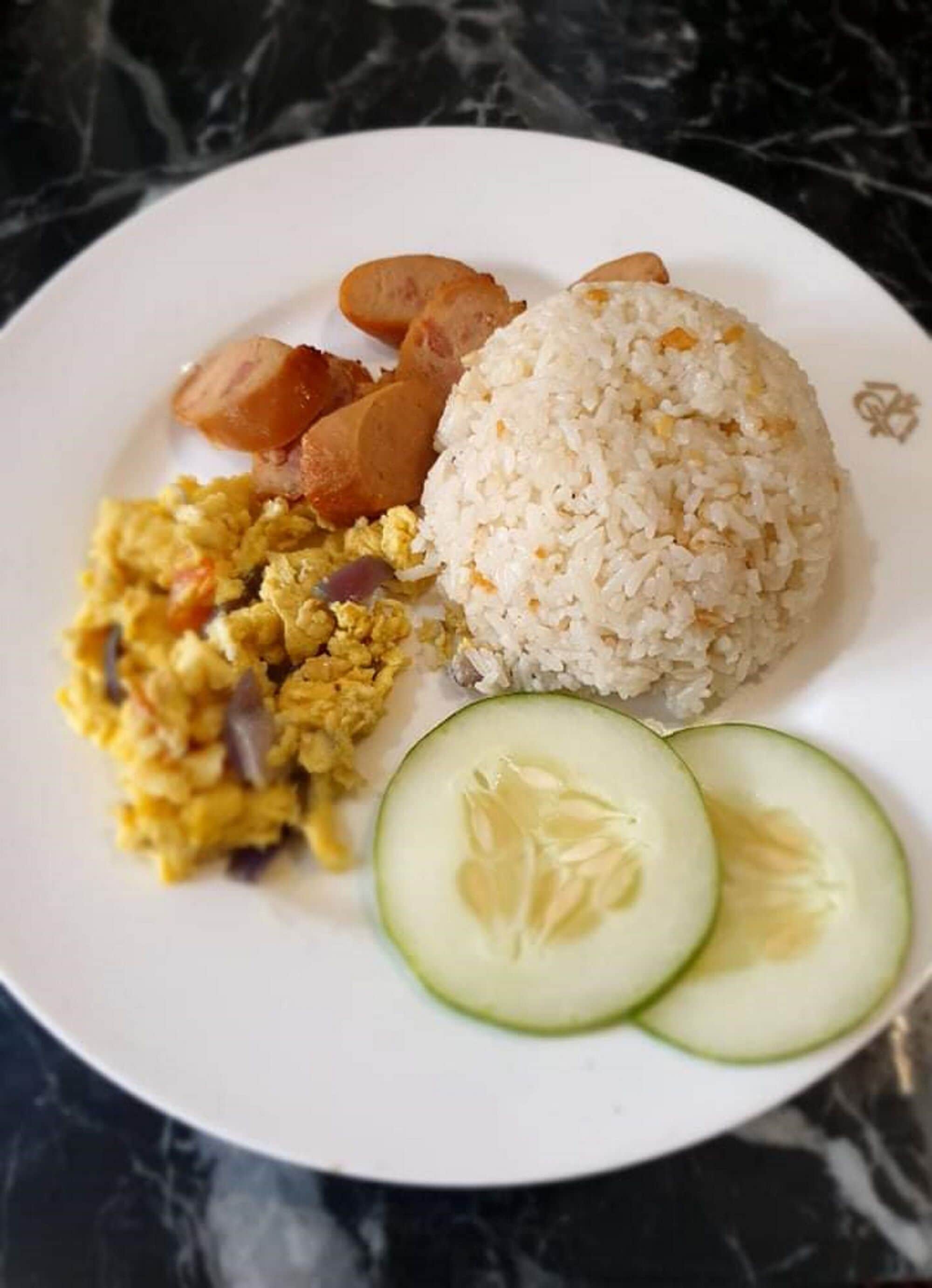 daily buffet breakfast (php 385 per person)