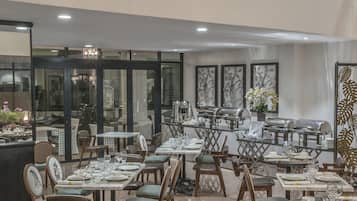 Breakfast, lunch, dinner served; local and international cuisine