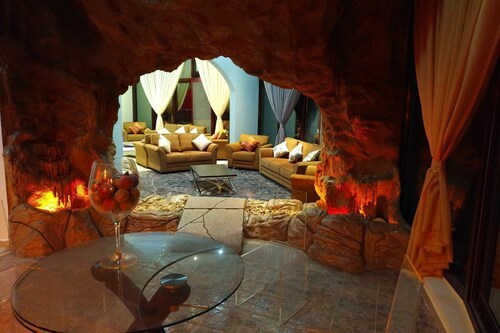 Emirates Hills Lake View Villa