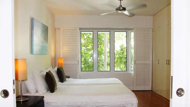 Departamento, 3 habitaciones, balcón, vista al jardín