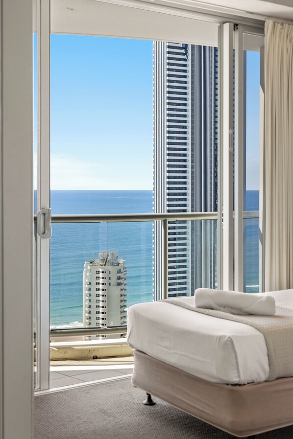 Superior Apartment, 2 Bedrooms - Ocean, River or Garden Views | Luxe beddengoed, individueel gedecoreerd, individueel gemeubileerd