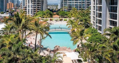 Chevron Renaissance Private Apartments