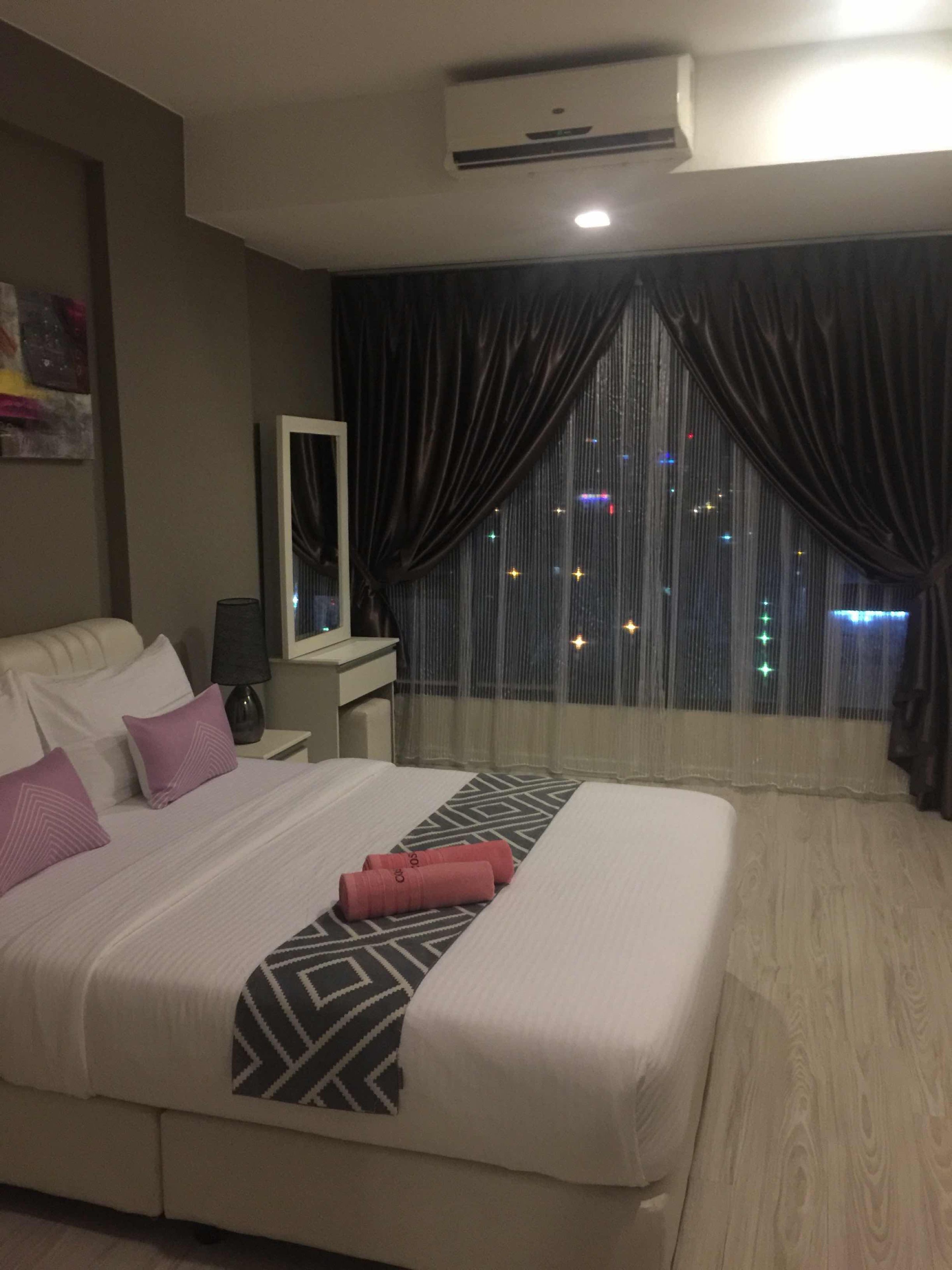 Comfort Apartment, 2 Bedrooms, Accessible, Private Bathroom | 2 bedrooms, Egyptian cotton sheets, premium bedding, blackout drapes