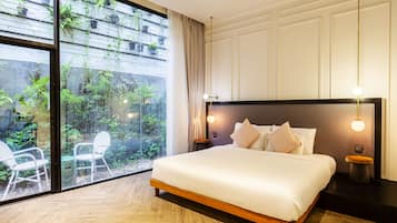 Deluxe Room, Garden View | View from room