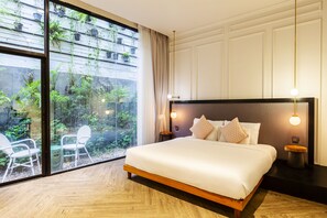 Deluxe Room, Garden View | View from room