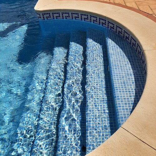 Private vacation villa w. Pool 10x5 m (heatable), 3 bedrooms (bathroom en suite)