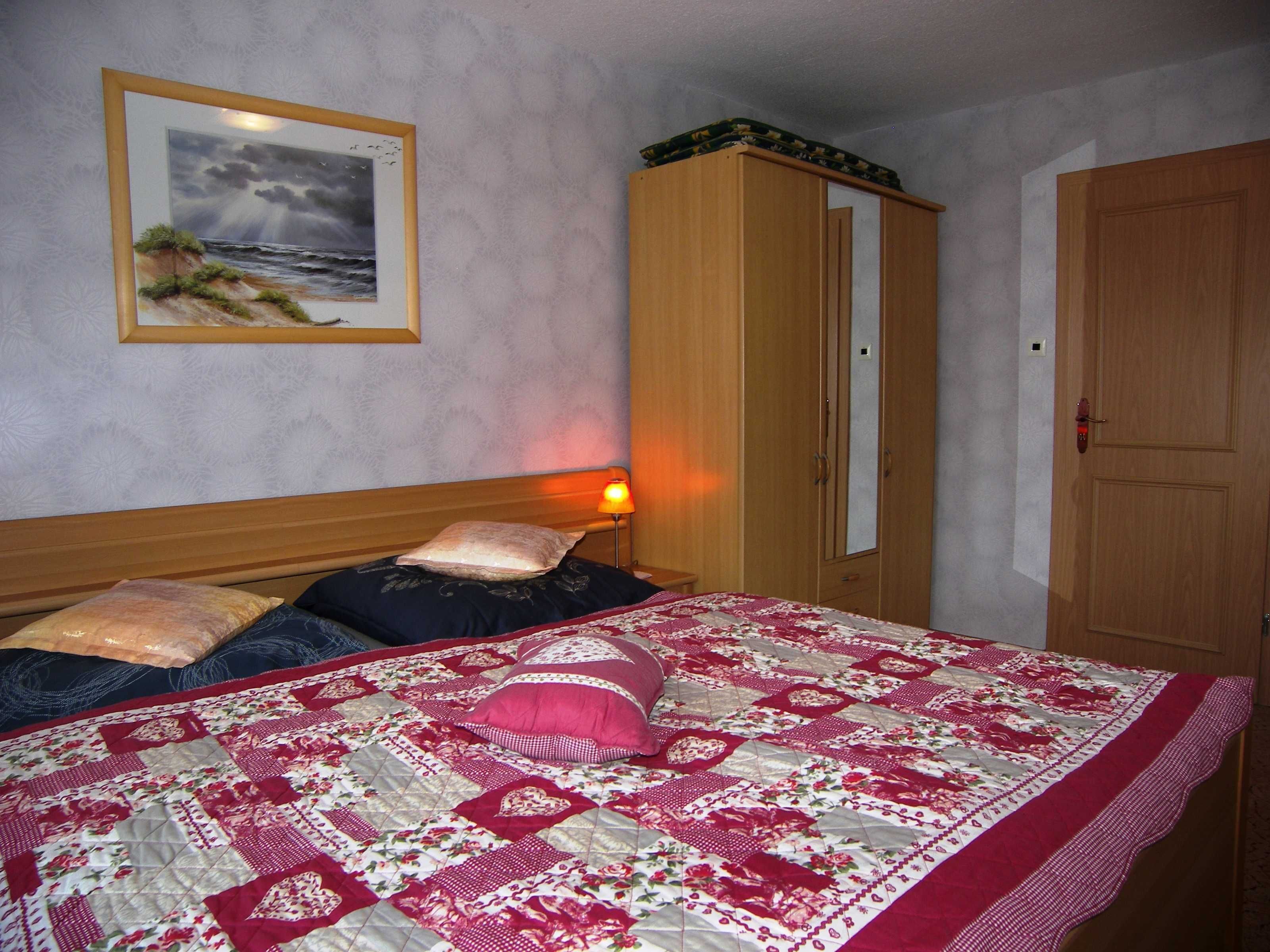 1 quarto, roupa de cama