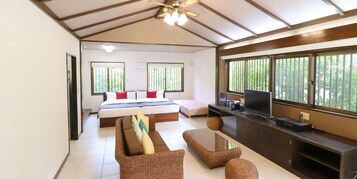 Fukugi Terrace Suite 67sqm | Living area | Flat-screen TV, DVD player