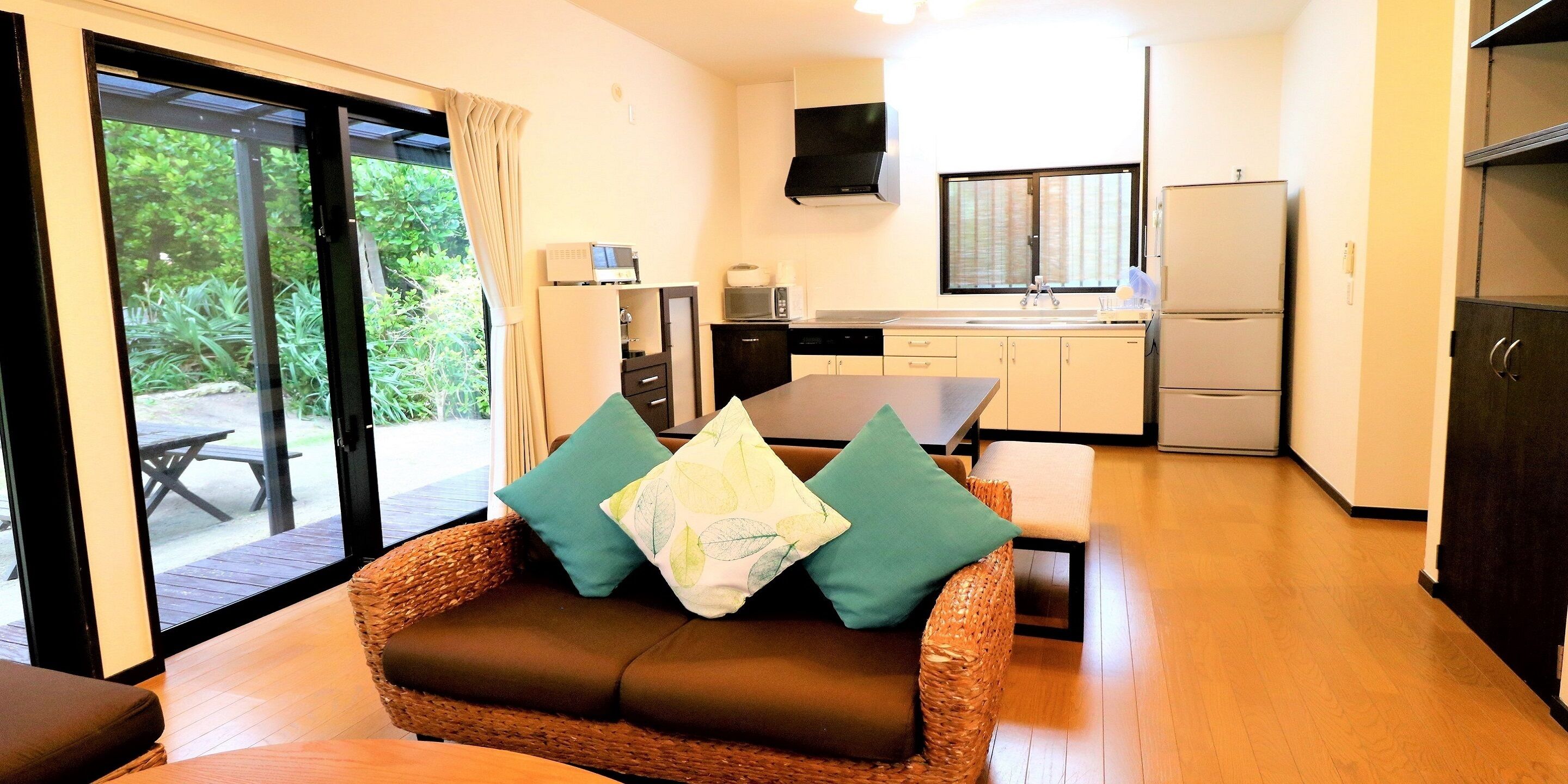 (Annex) Ruruma 59sqm | Living area | Flat-screen TV, DVD player